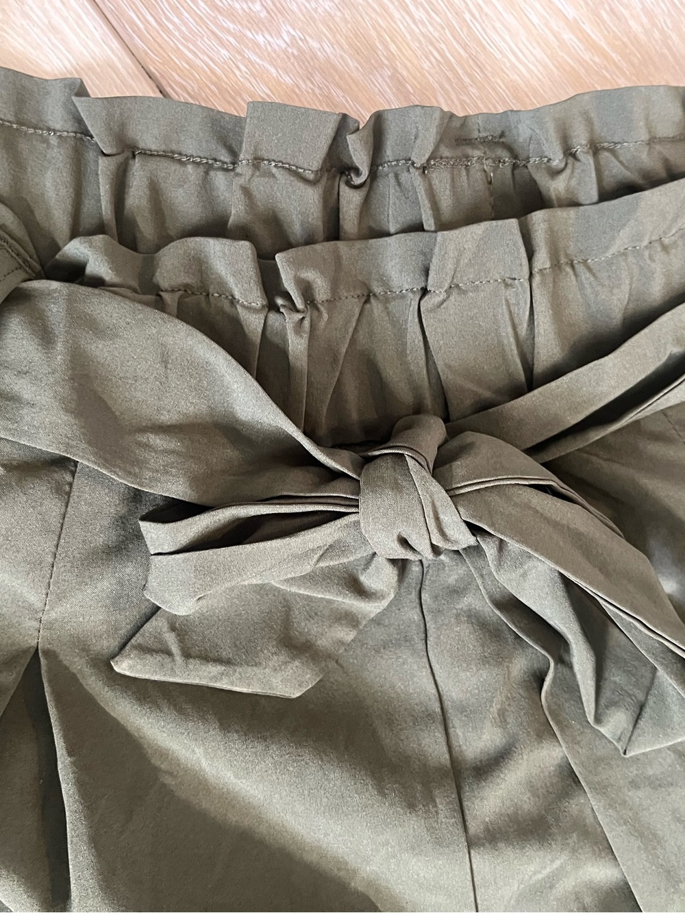 NWT all in motion Olive Green Wide-Leg Paperbag Pants with Tie - Picture 4 of 9